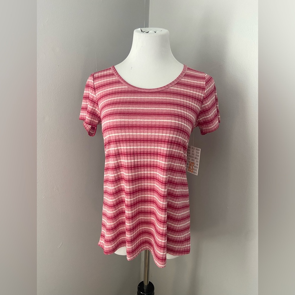 LuLaRoe Classic T Shirt NWT Ribbed Pink Horizontal Stripes Short Sleeve